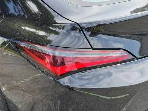 Certified 2024 Acura Integra FWD image 9