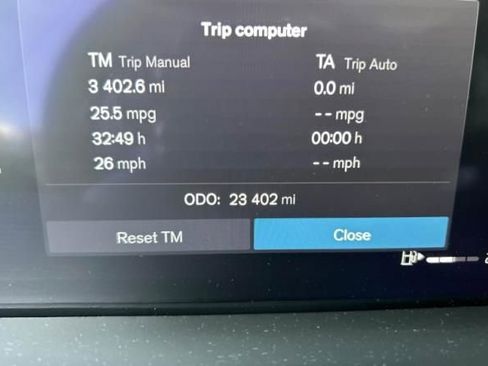 Used 2025 Volvo XC90 B5 Core w/ Protection Package AWD/4WD image 14