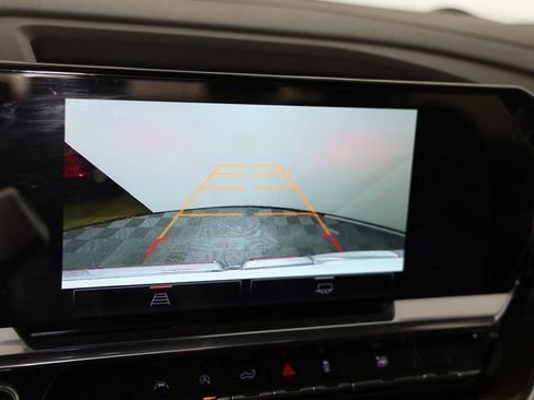 Certified 2024 GMC Sierra 1500 SLE image 17