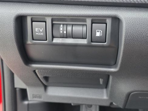 New 2026 Subaru Crosstrek 2.5i Limited AWD/4WD image 30