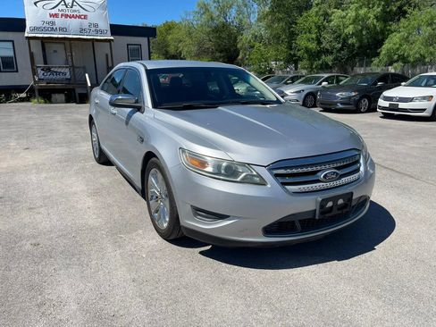 Used 2011 Ford Taurus Limited w/ 303A Rapid Spec Order Code image 3