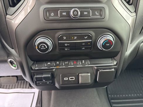 Used 2024 Chevrolet Silverado 1500 Custom image 20
