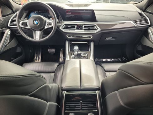 Used 2021 BMW X6 M50i w/ Executive Package image 13