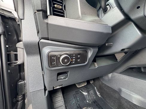Used 2025 Ford Bronco Badlands AWD/4WD image 17