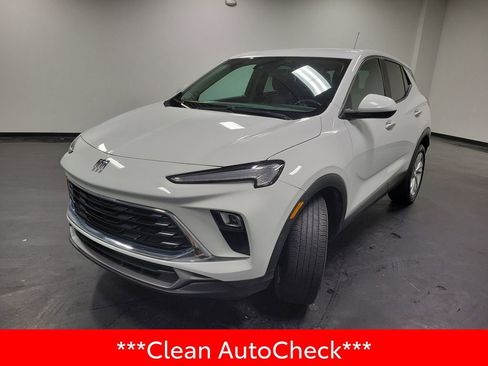 Used 2024 Buick Encore GX Preferred FWD image 4
