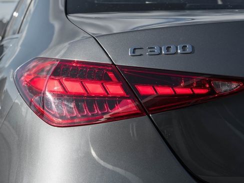 Used 2023 Mercedes-Benz C 300 4MATIC Sedan w/ Exclusive Trim Package image 8