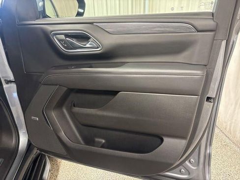 Used 2021 GMC Yukon SLT w/ SLT Luxury Plus Package AWD/4WD image 25