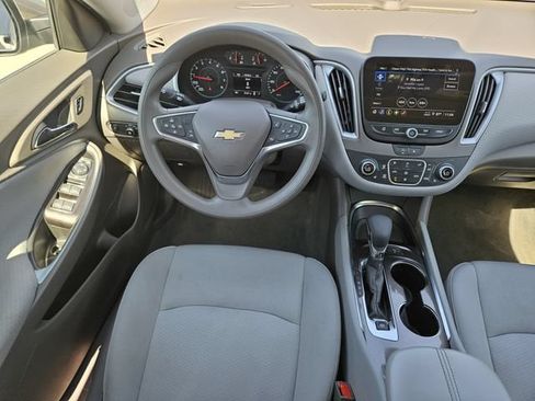 Used 2025 Chevrolet Malibu LT FWD image 27