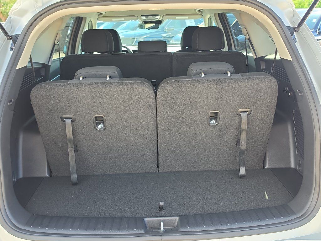 New 2026 Kia Sorento LX FWD image 10