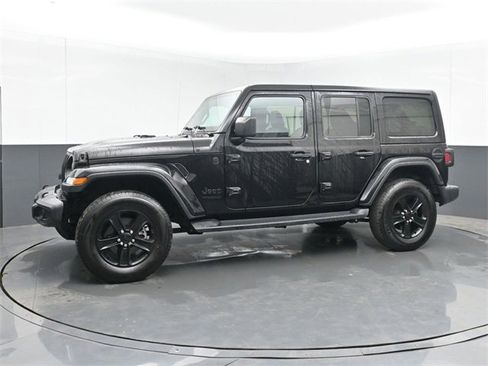 Used 2020 Jeep Wrangler Unlimited Sahara image 3