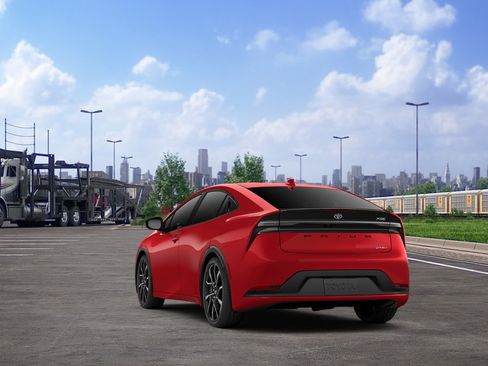 New 2027 Toyota Prius Plug-In Hybrid FWD image 7