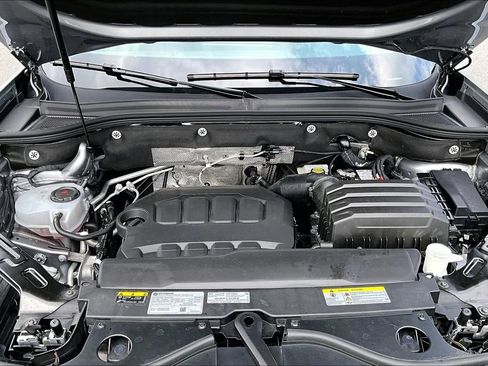 Used 2025 Volkswagen Atlas SE FWD image 21