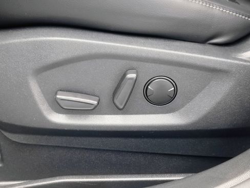 Used 2024 Ford Edge SEL w/ Convenience Package image 23