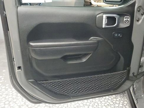 Used 2022 Jeep Wrangler Unlimited Rubicon image 20