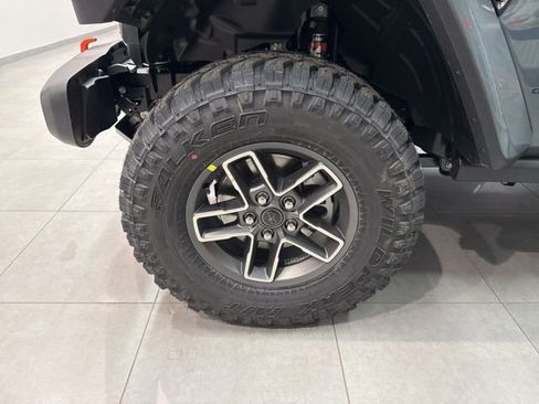 New 2026 Jeep Gladiator Mojave w/ Safety Group AWD/4WD image 13