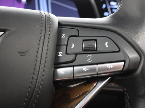 Used 2021 Cadillac Escalade Sport Platinum AWD/4WD image 15