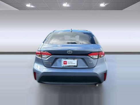 Certified 2025 Toyota Corolla LE FWD image 10