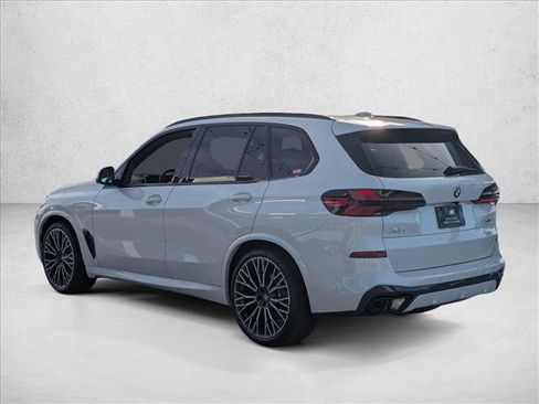 New 2026 BMW X5 xDrive40i w/ M Sport Package image 9