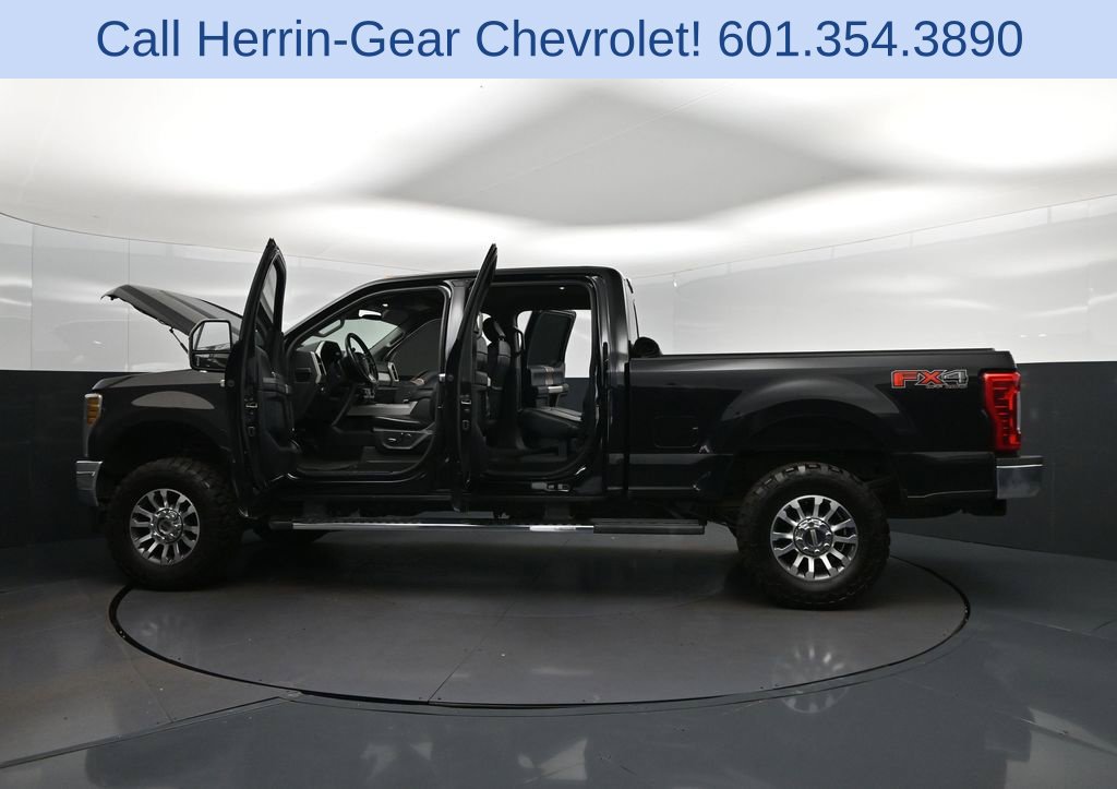 Used 2019 Ford F250 4x4 Crew Cab Super Duty image 46