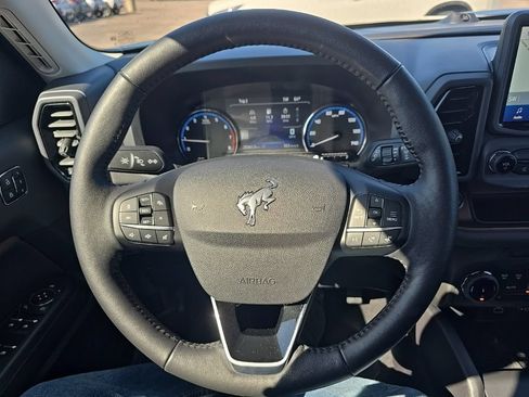 Used 2023 Ford Bronco Sport Outer Banks w/ Tech Package AWD/4WD image 13