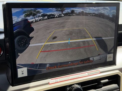 Certified 2024 Toyota Tacoma TRD Off-Road w/ TRD Off Road Upgrade Package image 19