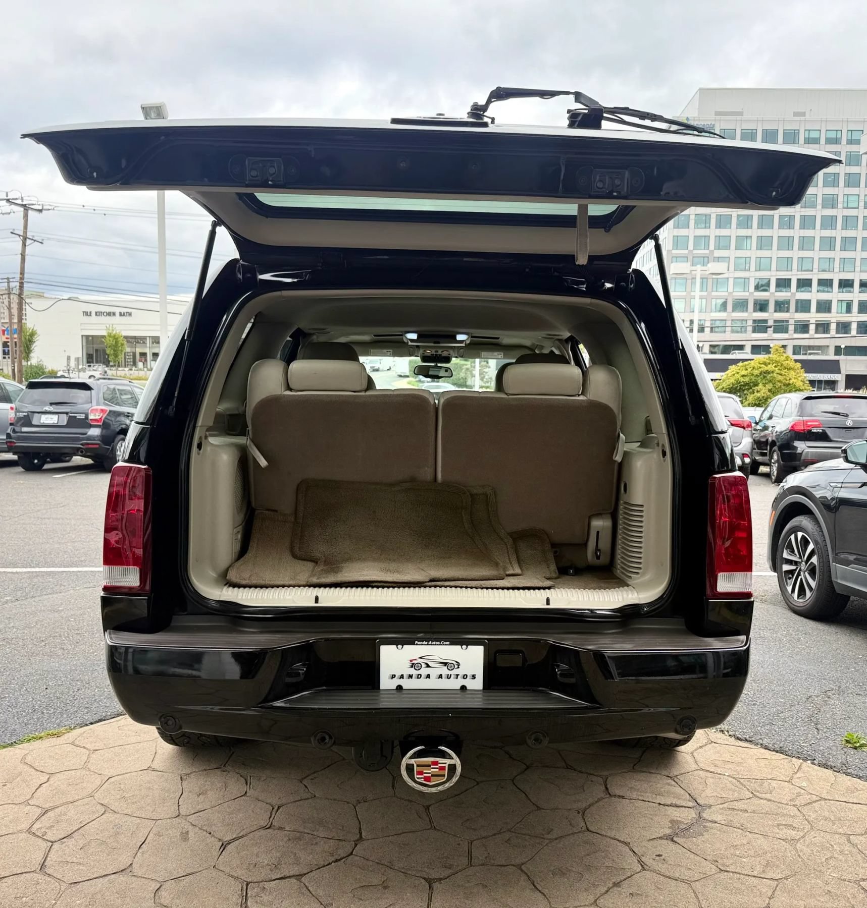 Used 2005 Cadillac Escalade AWD image 45