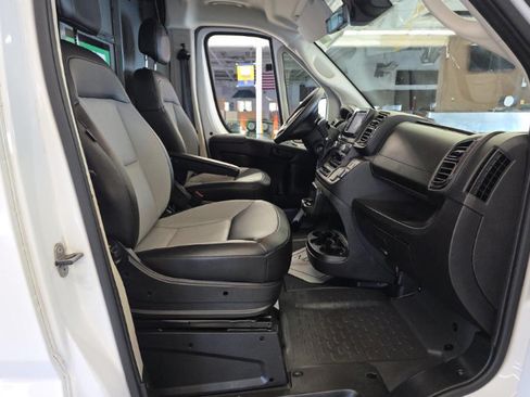 Used 2022 RAM ProMaster 2500 w/ Interior LED Lighting Group FWD image 7