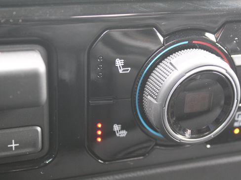 New 2026 Chevrolet Silverado 1500 LT image 13