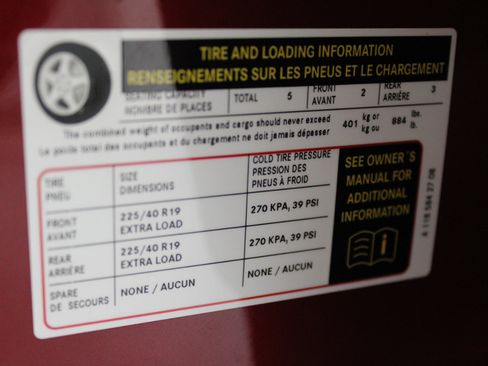 Used 2023 Mercedes-Benz CLA 250 4MATIC image 96