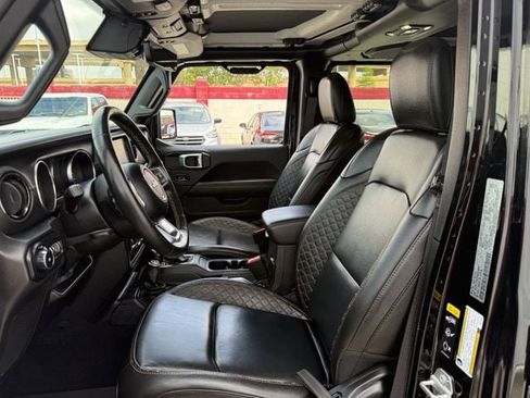 Used 2021 Jeep Wrangler Unlimited Sahara image 27