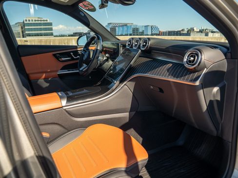 Certified 2023 Mercedes-Benz GLC 300 4MATIC image 28