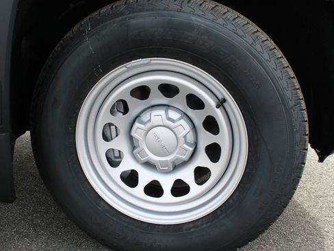 New 2026 GMC Sierra 1500 Pro w/ Pro Value Package image 19