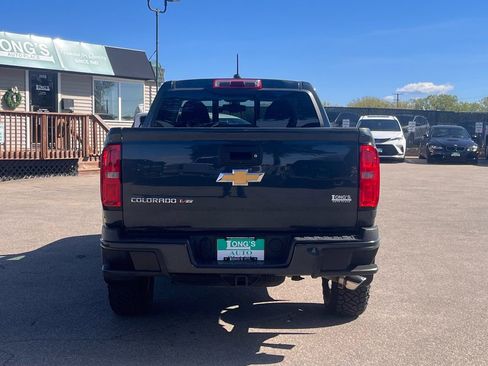 Used 2017 Chevrolet Colorado Z71 AWD/4WD image 7