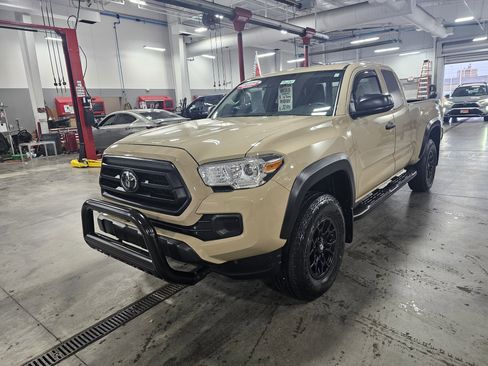 Certified 2020 Toyota Tacoma SR w/ SX Package image 11
