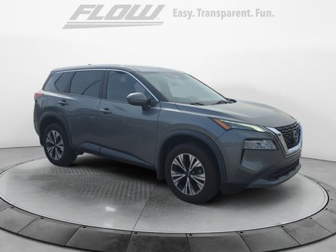 Used 2023 Nissan Rogue SV image 1
