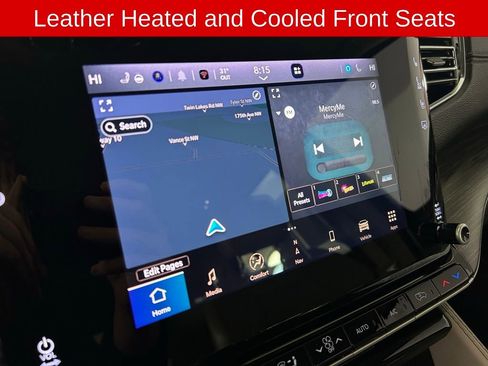 Used 2023 Jeep Wagoneer Series III w/ Preferred Equipment Group image 4