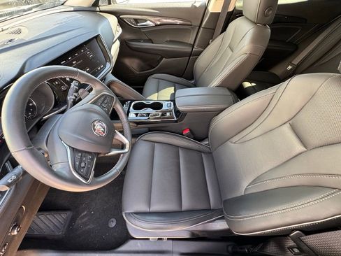 Used 2022 Buick Envision Essence w/ Safety Package image 8
