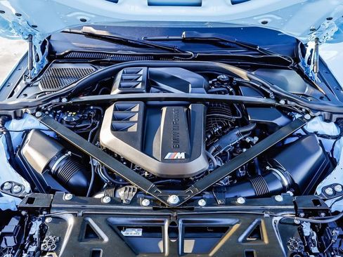 Used 2025 BMW M2 image 32