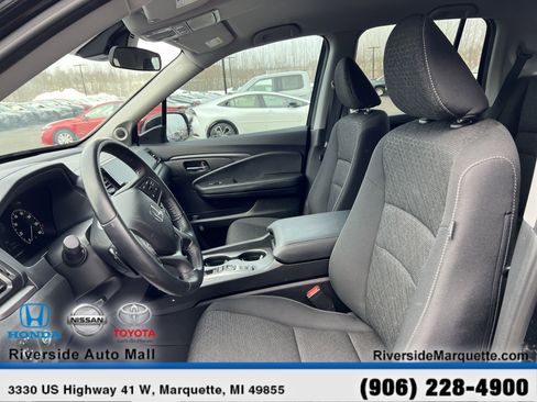 Used 2024 Honda Ridgeline Sport image 15