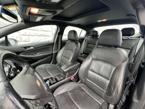 Used 2017 Chevrolet Cruze Premier FWD image 42