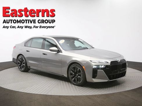 Used 2023 BMW 760i xDrive w/ Executive Package AWD/4WD image 53