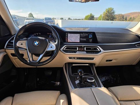Used 2020 BMW X7 xDrive40i w/ Premium Package AWD/4WD image 20