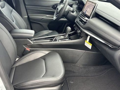 New 2026 Jeep Compass Limited image 15