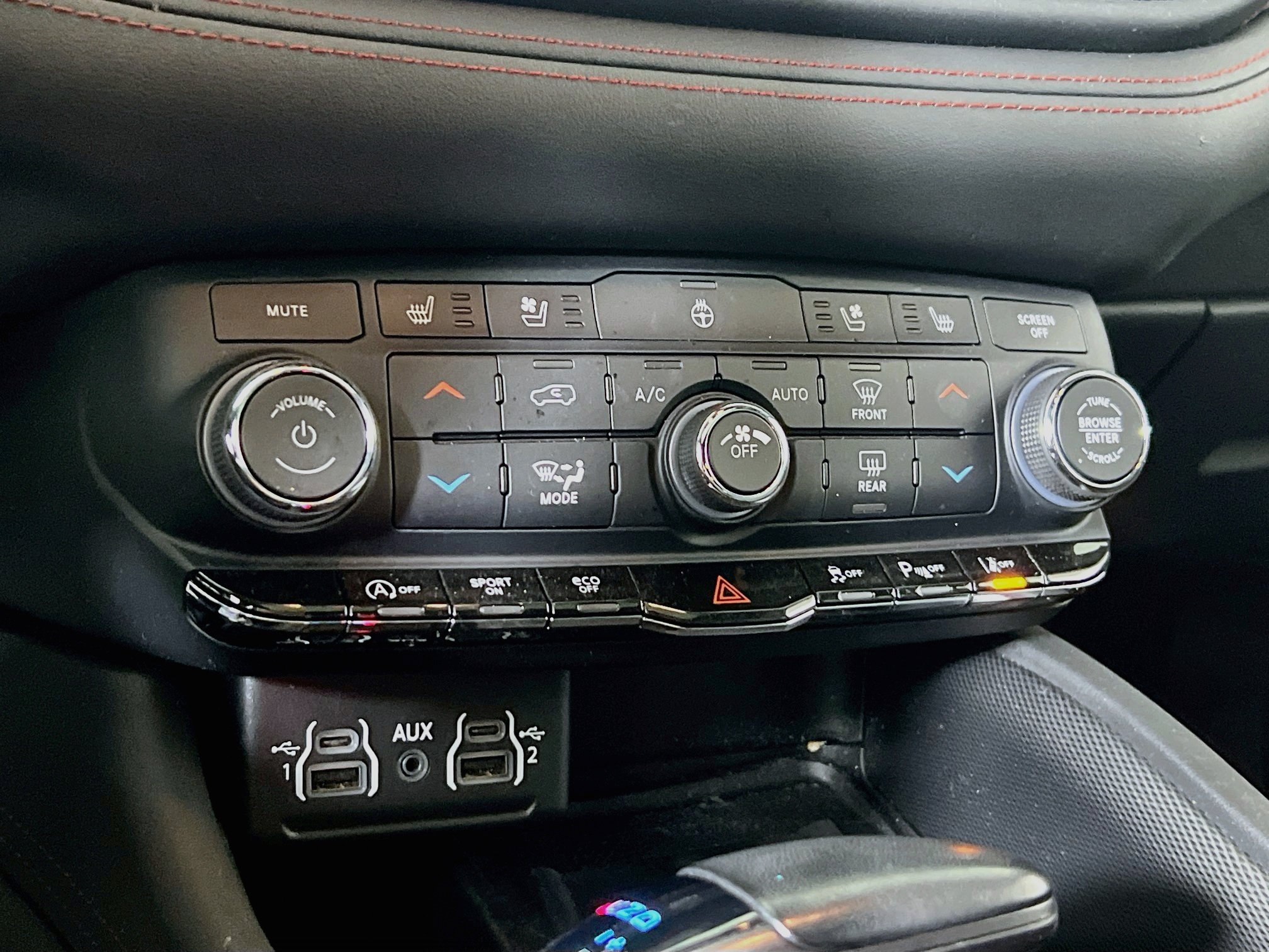 Used 2023 Dodge Durango GT AWD/4WD image 16
