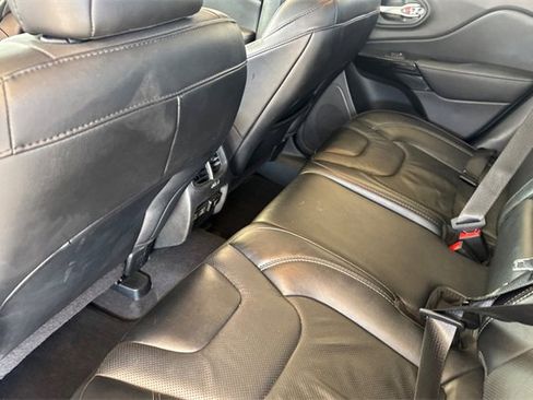 Used 2023 Jeep Cherokee Altitude Lux image 14