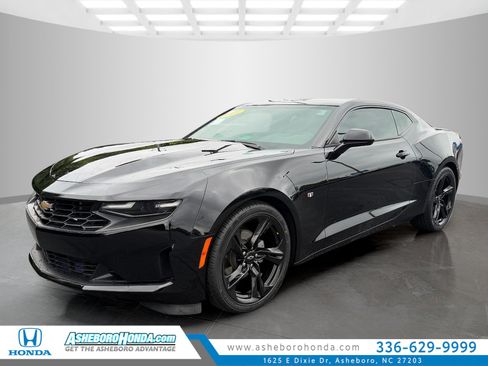 Used 2023 Chevrolet Camaro LT RWD image 1