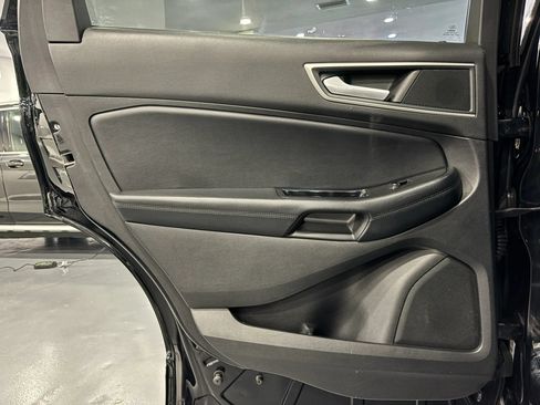 Used 2017 Ford Edge SEL w/ Equipment Group 201A FWD image 36