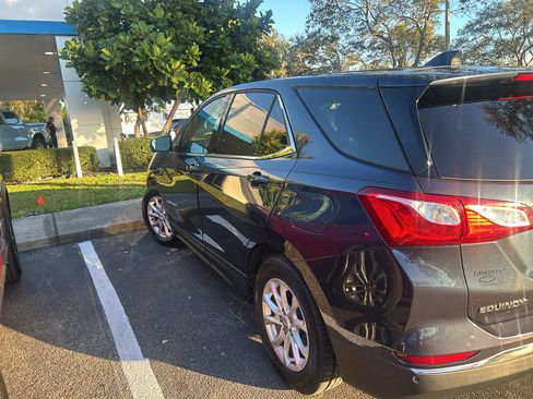 Used 2018 Chevrolet Equinox LT image 6
