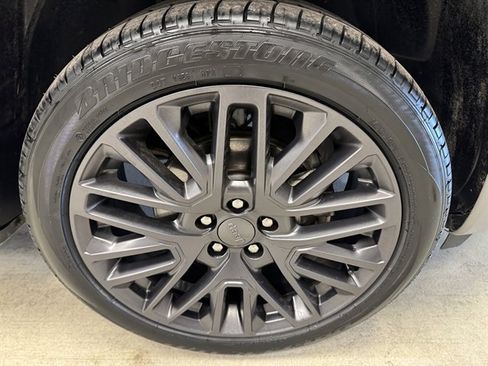 Used 2022 Jeep Compass High Altitude image 9