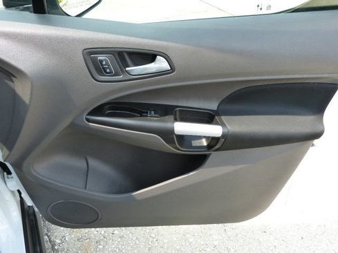 Used 2022 Ford Transit Connect XLT FWD image 27